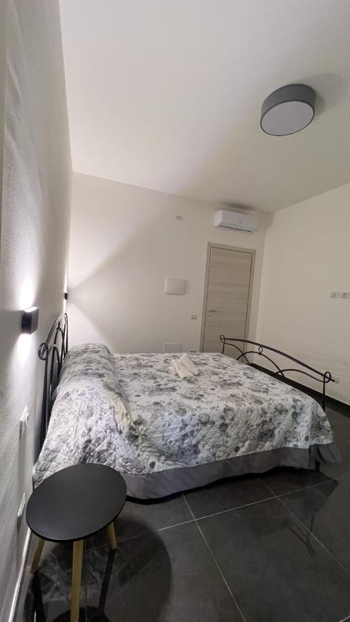 B&B Ladislaus Ладисполи Екстериор снимка