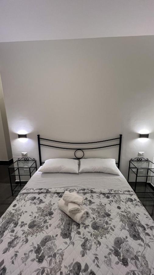 B&B Ladislaus Ладисполи Екстериор снимка